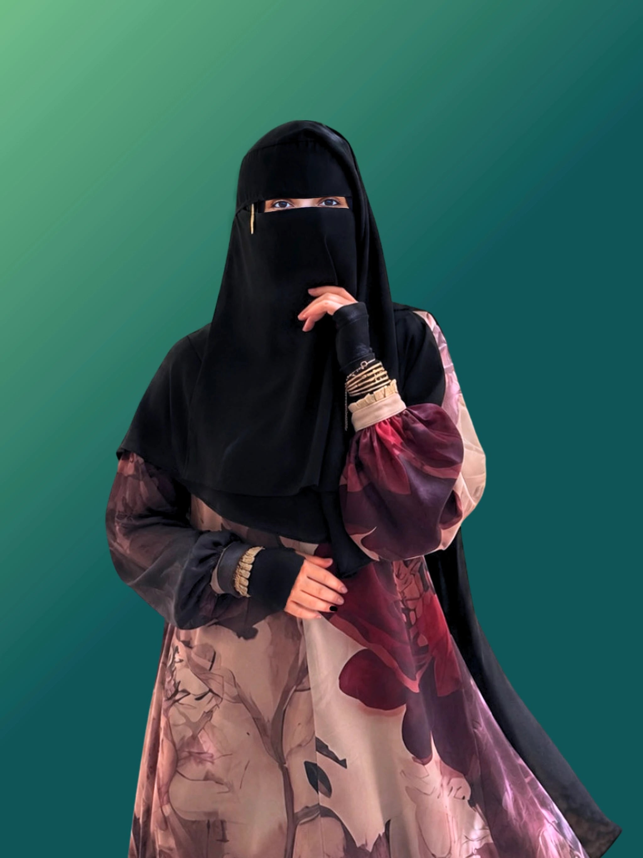 ياسمين مجد، معالجة نفسية ومدربة حياة